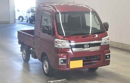 Currently in transit from Japan. NEW 4WD Jumbo cab Pickup