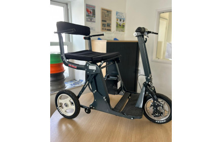 Di Blasi R30 Power folding, compact mobility scooter