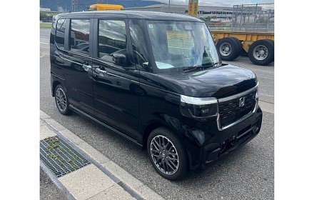 Honda N Box Custom Turbo  - in Black fantastic looking car 