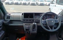 s700v-0149059-14-vga-8445.jpg